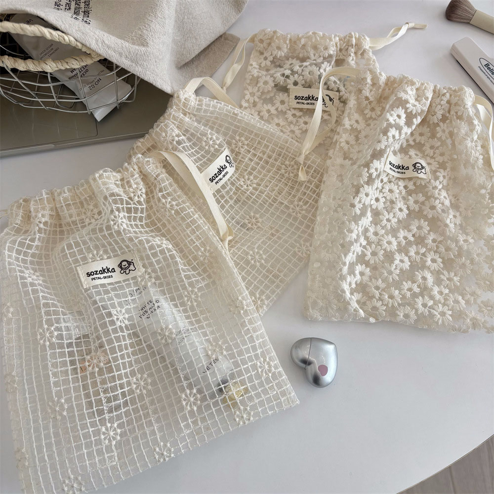 Spitzenbestickte Gänseblümchen – Sock Organizer Tray Bewertung und Preis